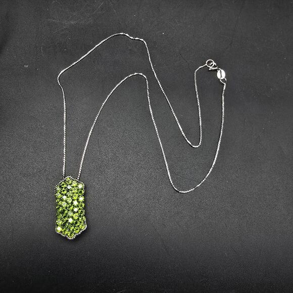 HT Designer Peridot Pendant Necklace 925 Sterling Silver Green Gemstones - Picture 10 of 11